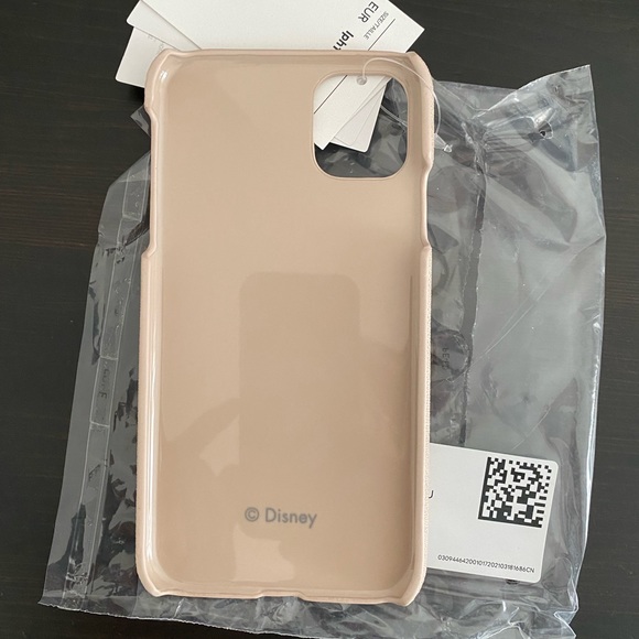 Disney Mickey Mouse iPhone11 Hard and Flex Cases - Picture 3 of 7